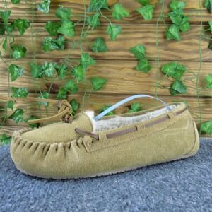 Minnetonka Women  Moccasin Brown Suede Sz 8 Medium Gently Used 2025